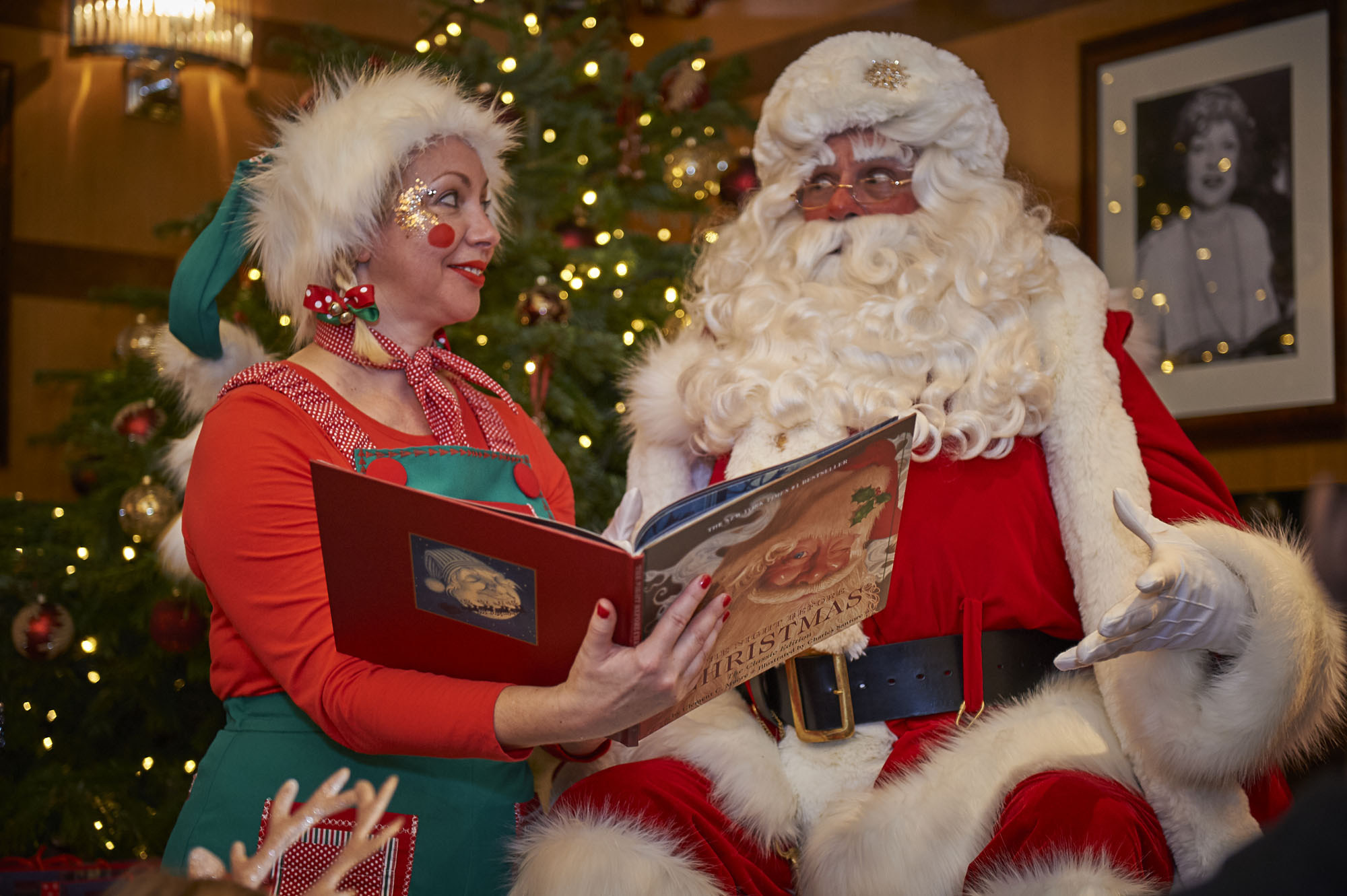 Santa delighting children