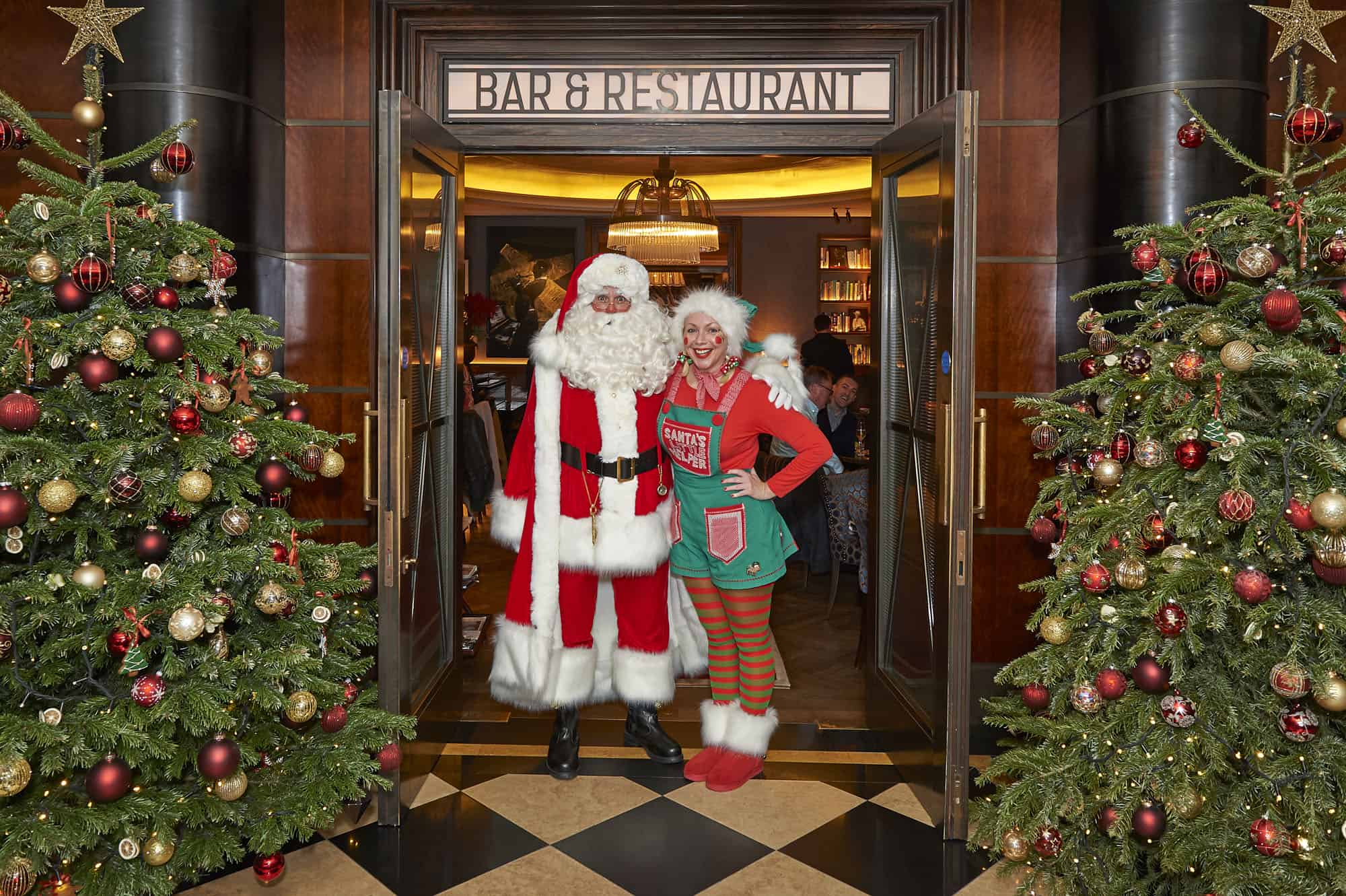 Santa creating magical moments